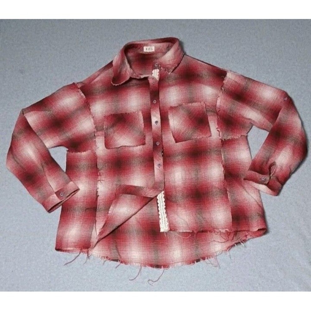 POL Oversized Flannel Lace Trim Button Up M Red Plaid Distressed Hem Lagenlook